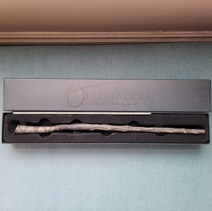Harry Potter Universal Studios Ollivander's Interactive Birch Wand